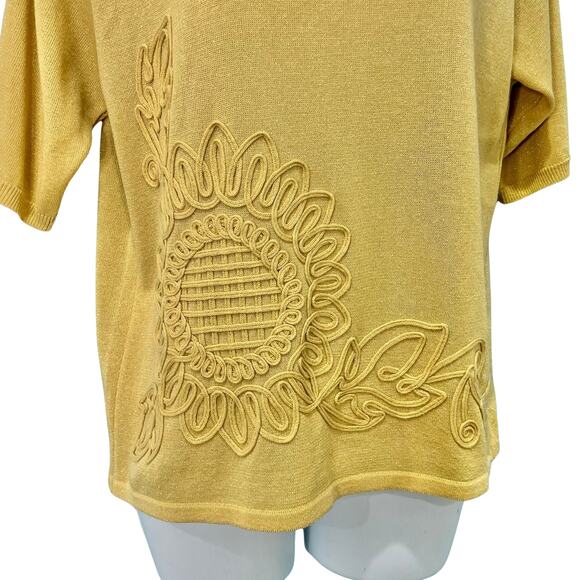 Vintage 90s Sunflower Embellished Yellow Shimmer Baby Tee Short Sleeve sz M / L - Picture 6 of 11